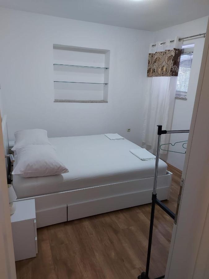 Apartment Matmar Сень Екстер'єр фото